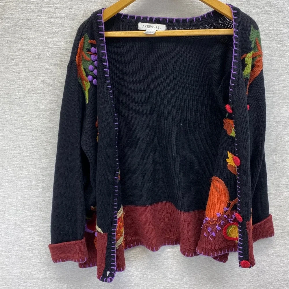 VTG ARRIVISTE Womens Black Embroidered Autumn Fall Theme Cardigan Sweater M EUC